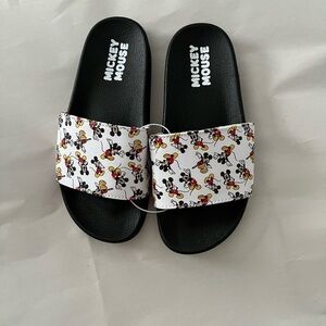 Disney Black and White Sandals Flip Flops with Open‎ Toe Design